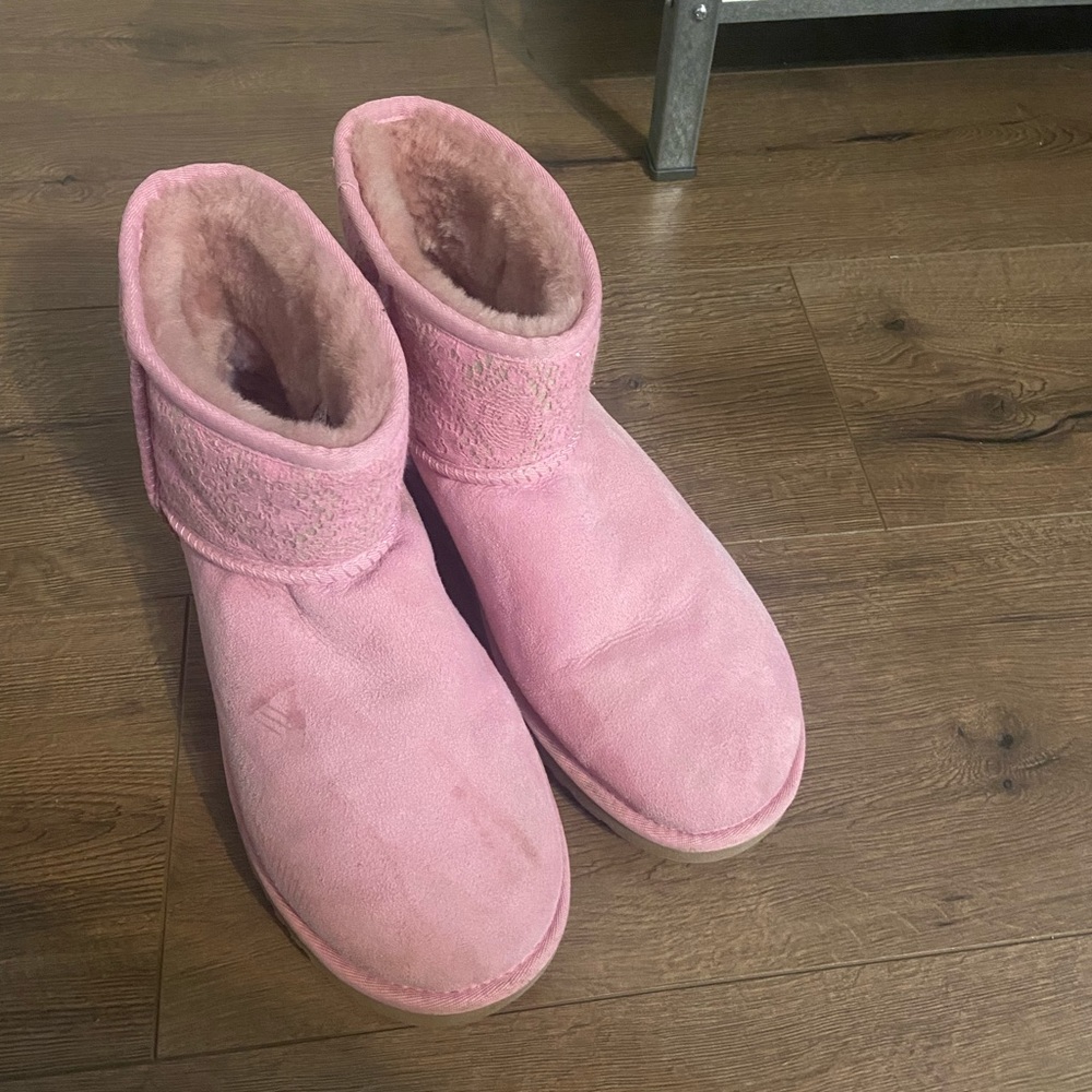 Pink lace/sequin Ugg’s